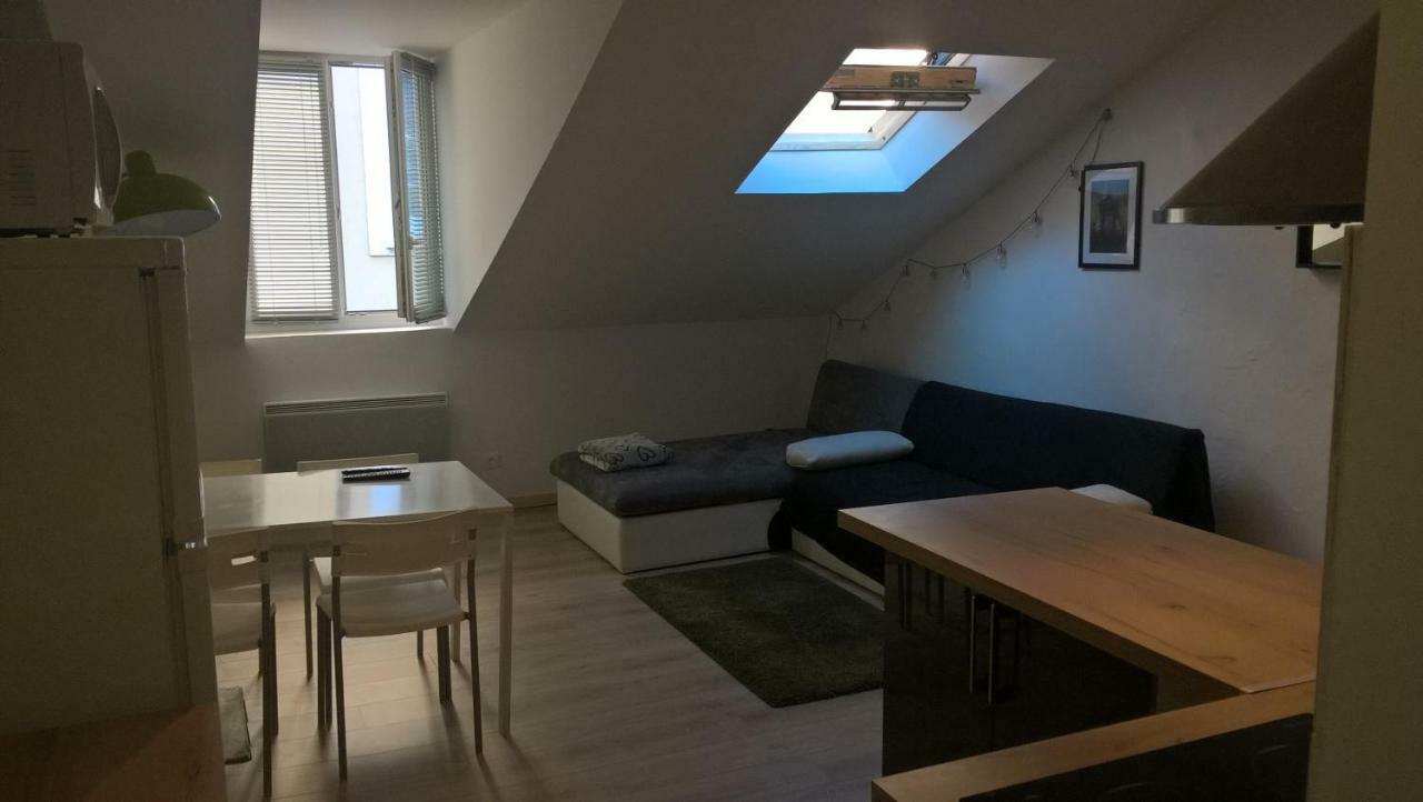 Rent4Night Grenoble Europole Appartement Buitenkant foto