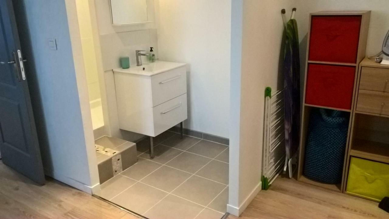 Rent4Night Grenoble Europole Appartement Buitenkant foto