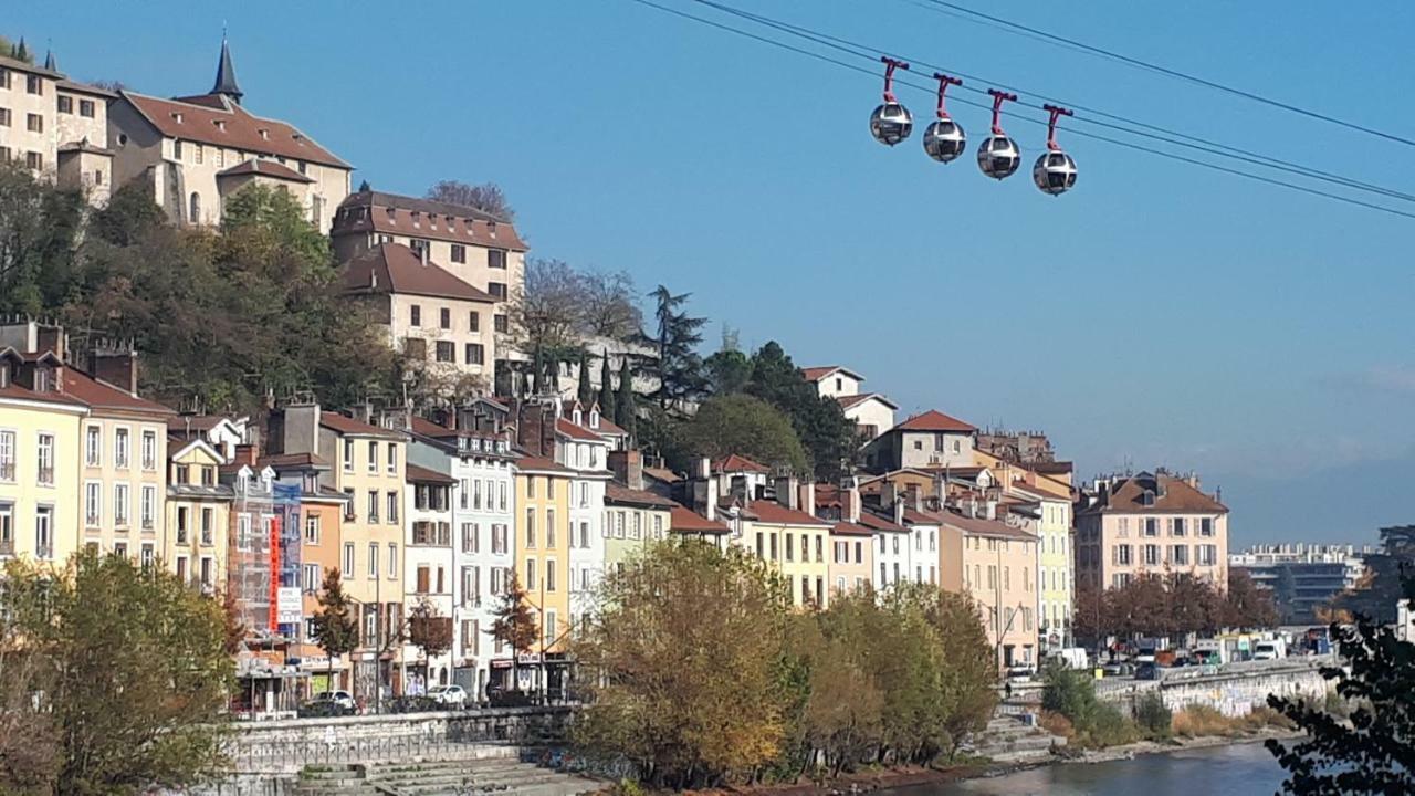 Rent4Night Grenoble Europole Appartement Buitenkant foto