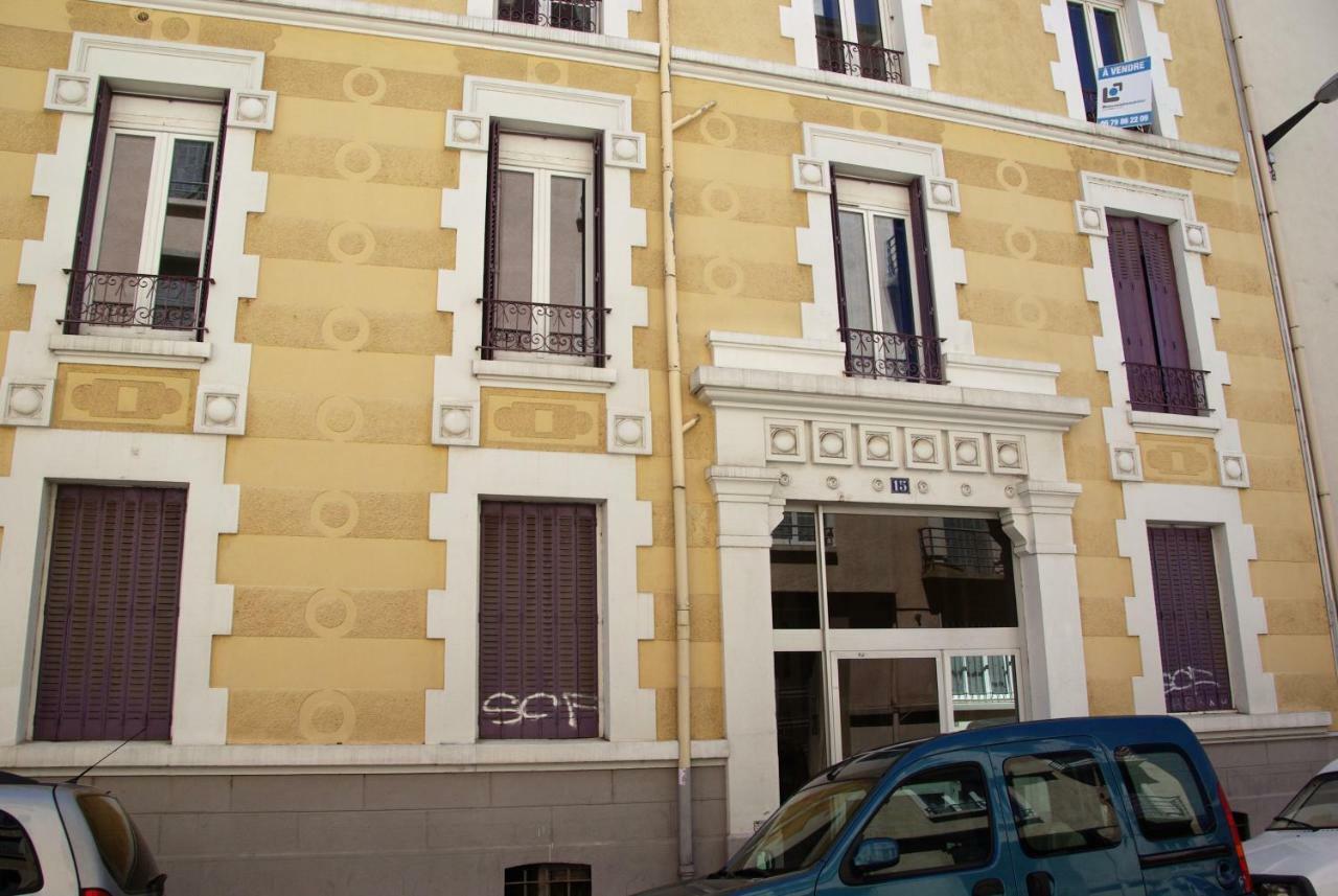 Rent4Night Grenoble Europole Appartement Buitenkant foto